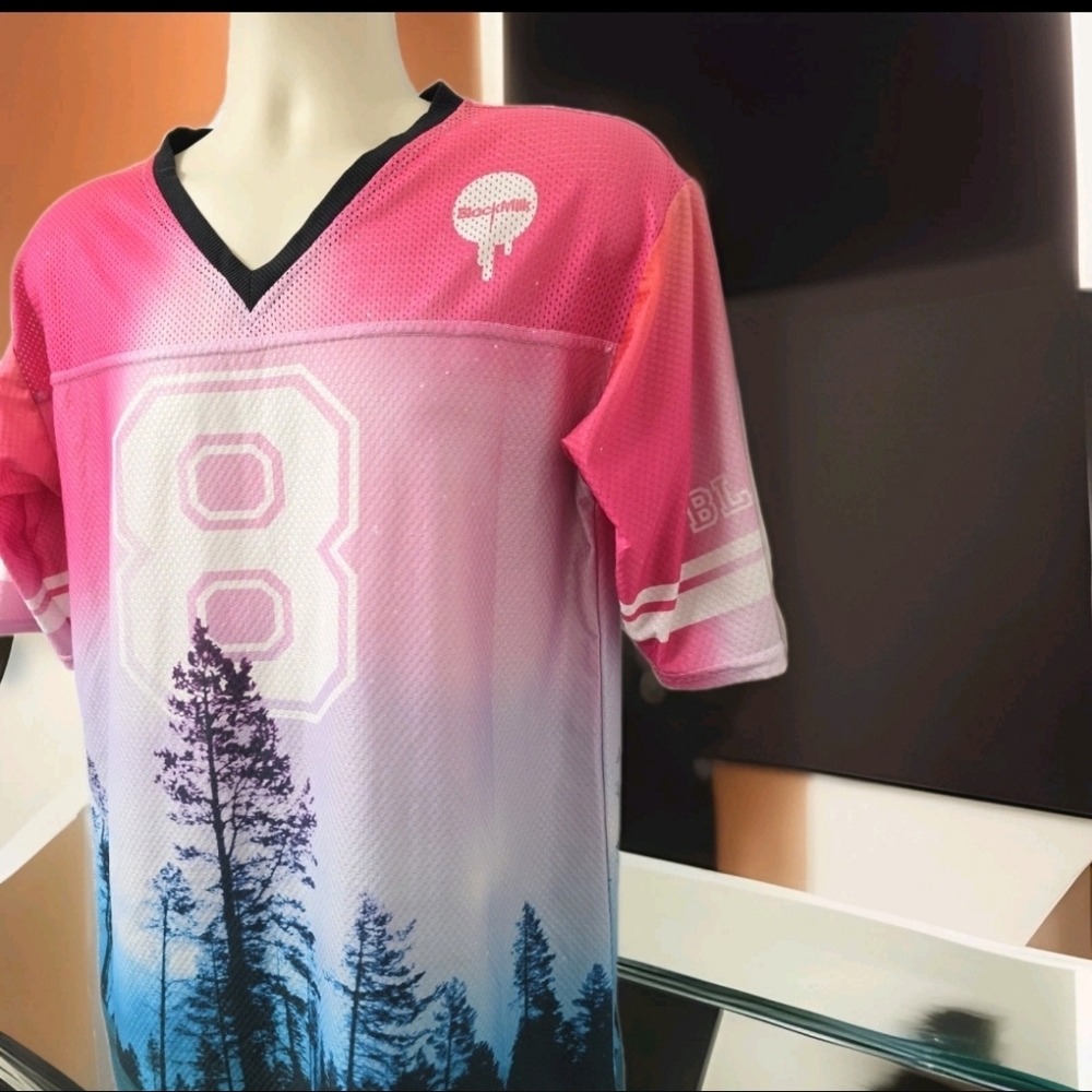 858 BlackMilk Clothing Aurora Skye Pink Touchdown Jersey Size XS Limited Oversiz - Picture 3 of 6